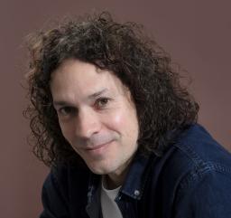 "Autoportrait sans moi", concert littéraire par Pierre Ducrozet